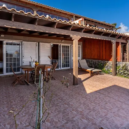 Marina Ii Beachfront By Holidays Villa *